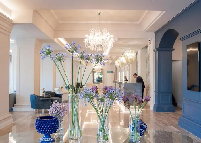 Hotel Grand Gallia 4*