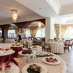 Grand Gallia Hotel 4*