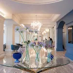 Hotel Grand Gallia 4*