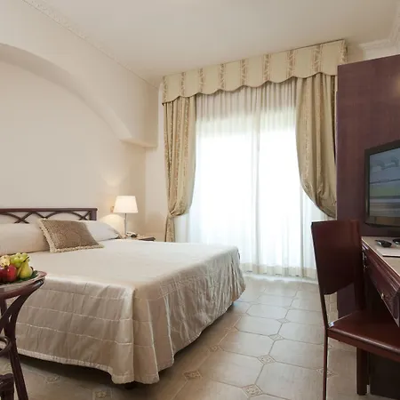 Grand Gallia Отель 4*