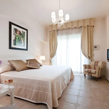 Grand Gallia Otel 4*