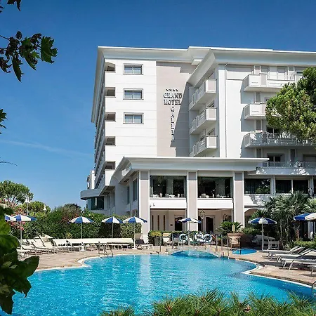 Grand Gallia Отель