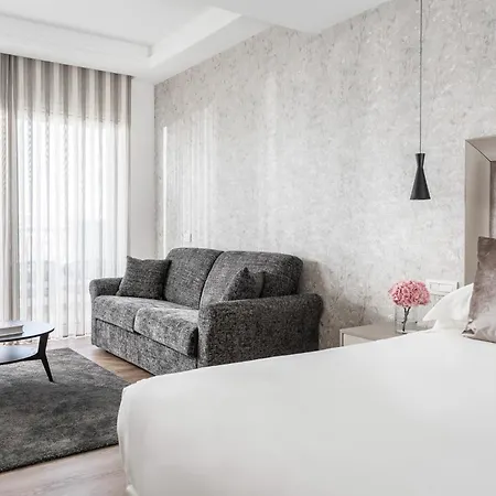 Hotel Grand Gallia 4*