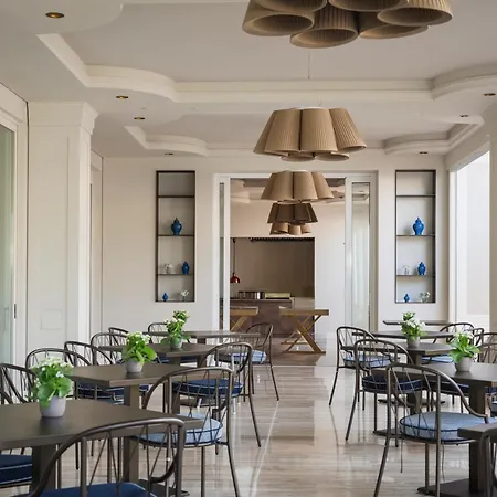 Grand Gallia Hotel 4*