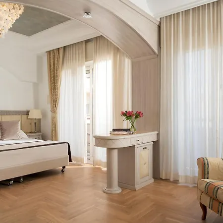 Hotel Grand Gallia