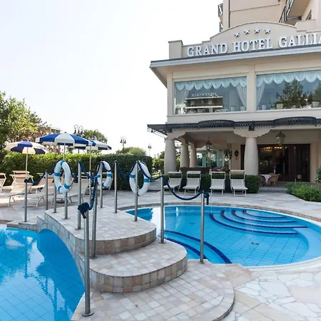 Grand Gallia Отель 4*