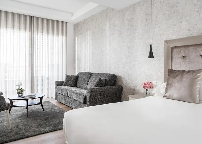 Hotel Grand Gallia 4*